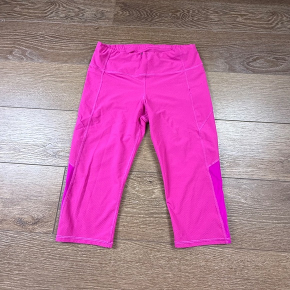 ATHLETA Electric Fuchsia Dobby Action Crop Legging Sz M Pull-On Athletic - Picture 2 of 14